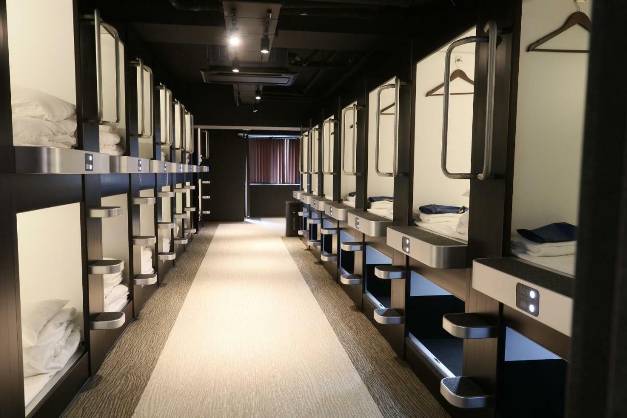 Business Capsule Hotel Lightning Hotel Asakusa Tokyo Exterior photo