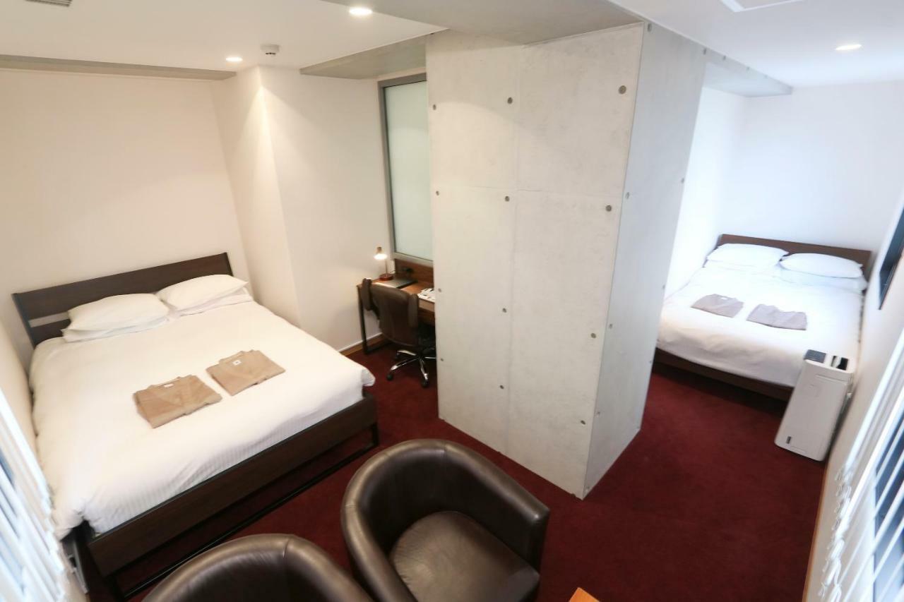 Business Capsule Hotel Lightning Hotel Asakusa Tokyo Exterior photo